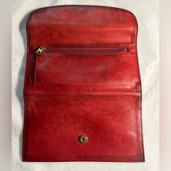 Coach Vintage Red Trifold Leather Wallet - Picture 4 of 15